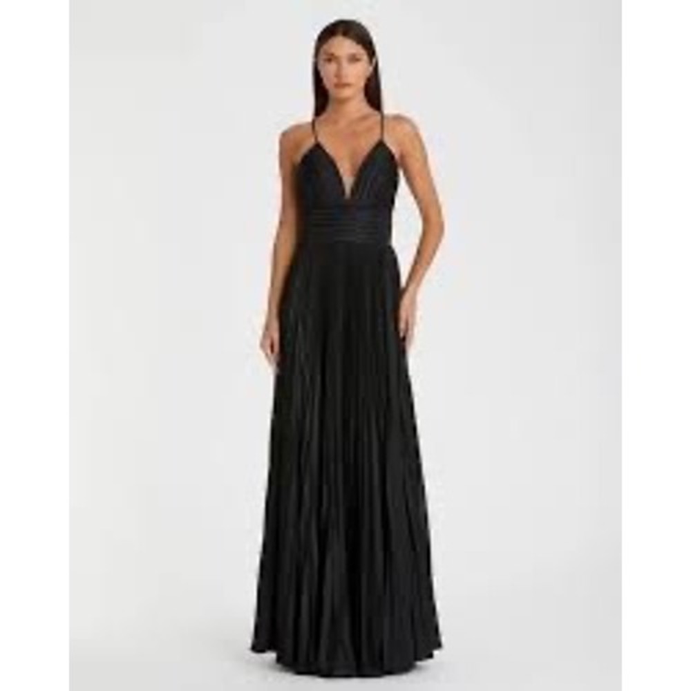 Ieena for Mac Duggal Black Metallic Pleated V-Neck Gown Open Back 30725 Size 4